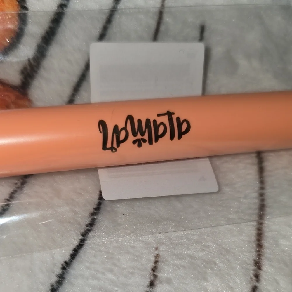 Peach Makeup Brush